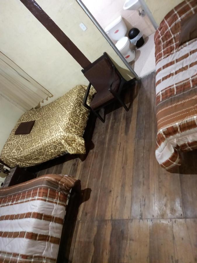 Montano Camping & Hostel Baños Zewnętrze zdjęcie