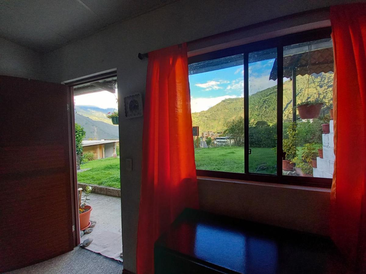 Montano Camping & Hostel Baños Zewnętrze zdjęcie