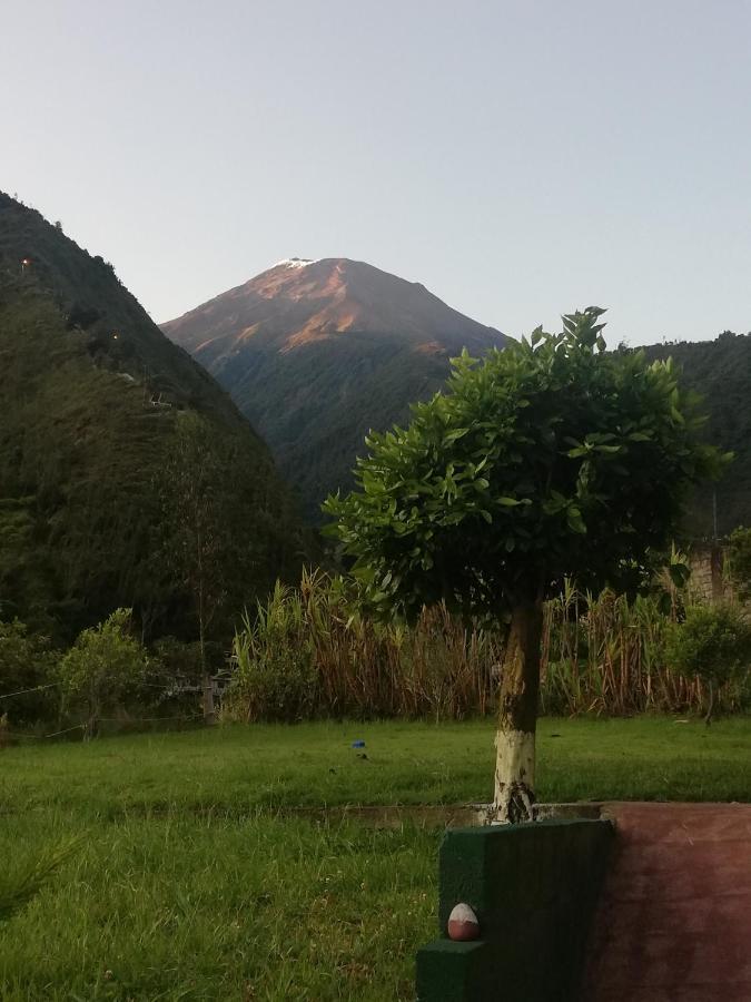 Montano Camping & Hostel Baños Zewnętrze zdjęcie